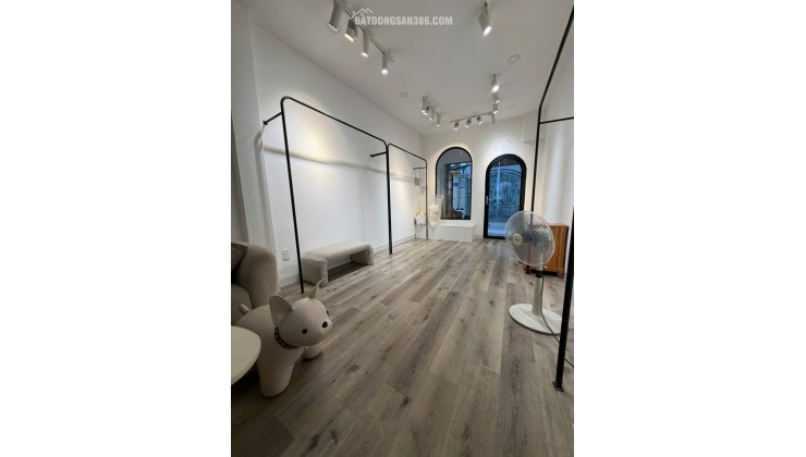 Chính chủ bán nhà mới, nguyên căn 3.4*20m, khu biệt thự, hẻm xe tải 6m, 141/ đường Bàn Cờ P3, Q3, HCM